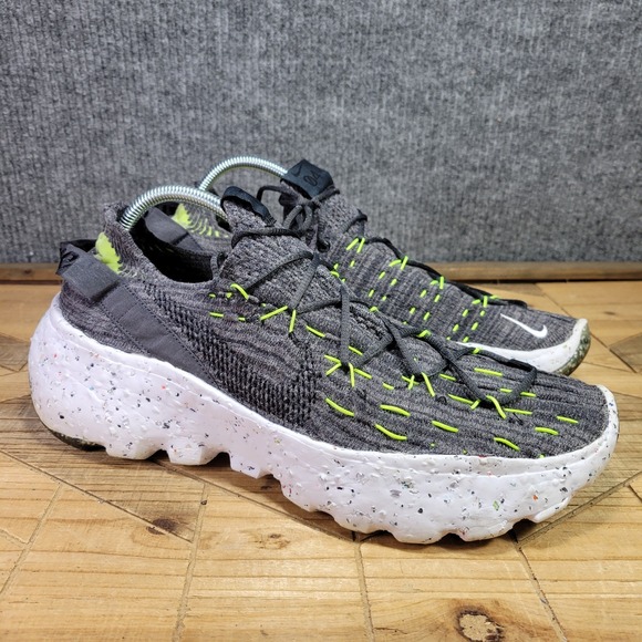 Nike Space Hippie 04 Mens Size 12.5 Black Volt Athletic Sneaker Shoes CZ6398-010